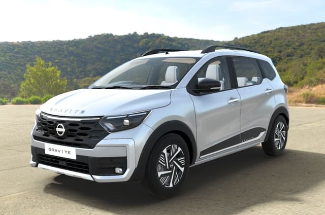 Nissan Gravite colours image gallery