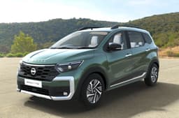Nissan Gravite Forest Green
