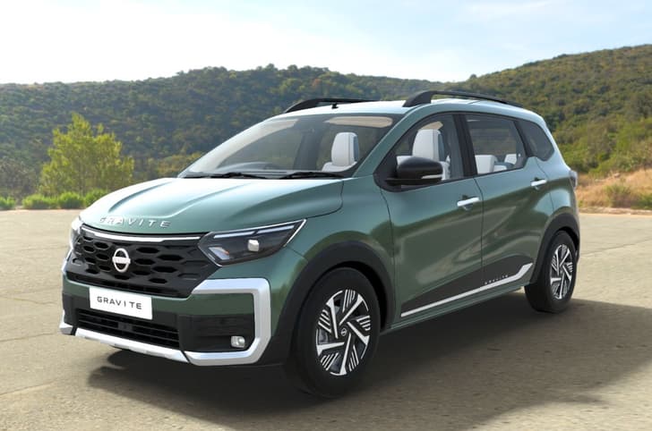 Nissan Gravite Forest Green