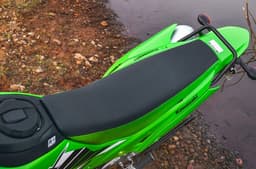 Kawasaki KLX230 features