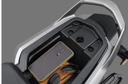 TVS Raider 125 TFT DD under seat storage