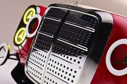 Mercedes AMG SEL 3.6 'Red Pig' concept grille