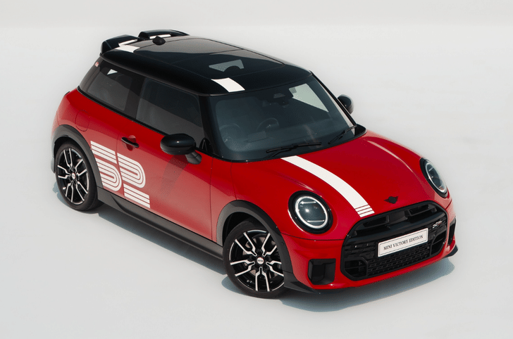 Mini Cooper 1965 Victory Edition top-down view