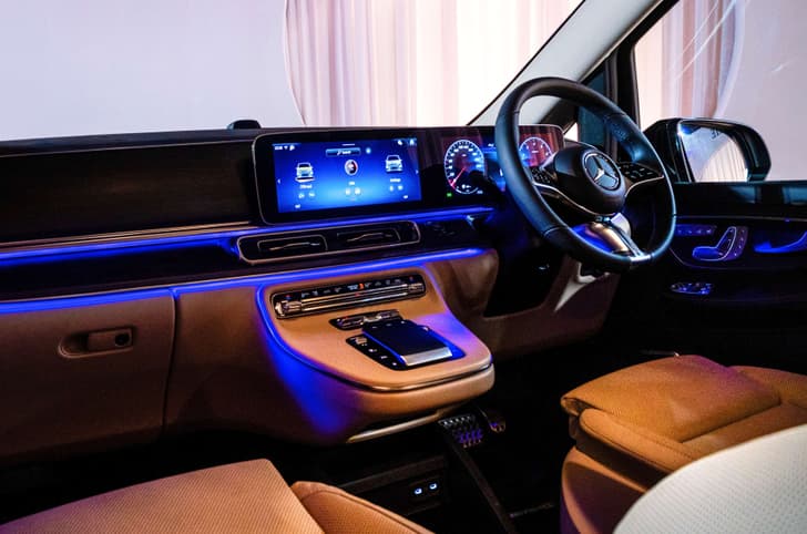 Mercedes-Benz V-Class interior