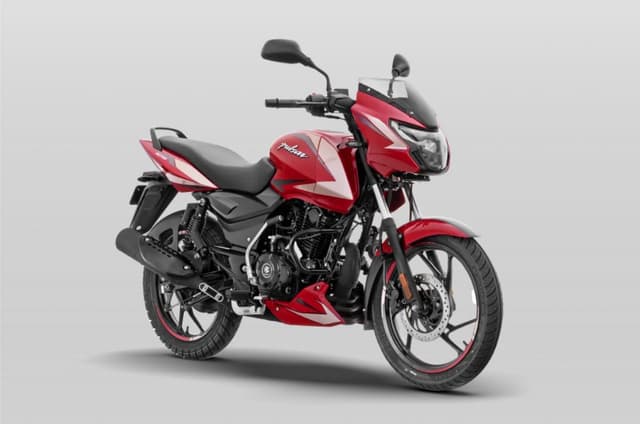 Bajaj Pulsar 125 Left front three quarter image Single Seat variant