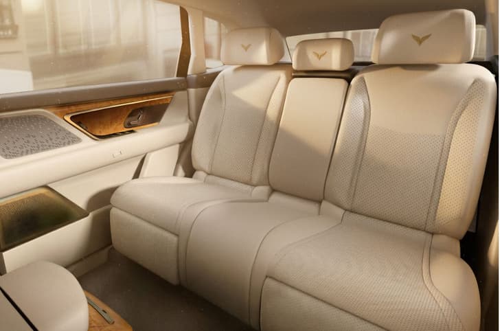 Lac Hong 800S rear seats