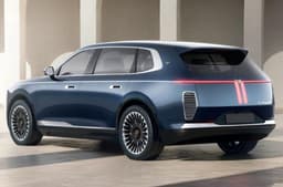 Lac Hong 800S rear quarter