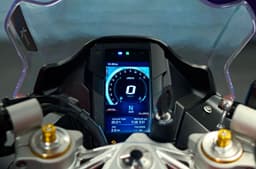 TVS Apache RR 310 dashboard shot static.