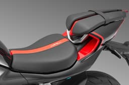 QJ Motor SRK 421 RR seat 