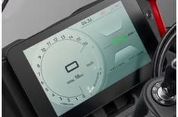 QJ Motor SRK 421 RR TFT dash