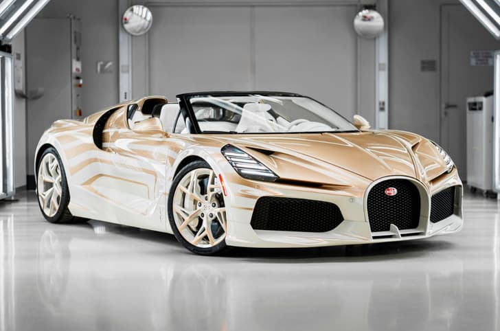 Bugatti Mistral ‘La Perle Rare' front quarter