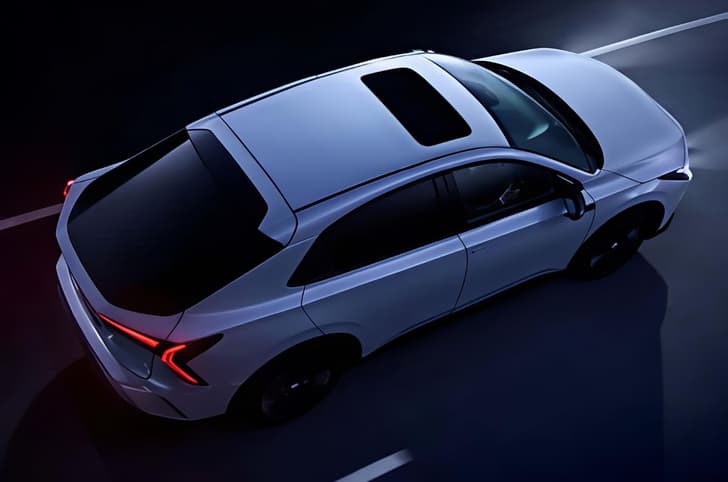 Honda Insight top tracking 