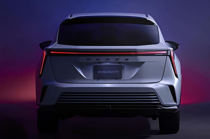 Honda Insight rear quarter static