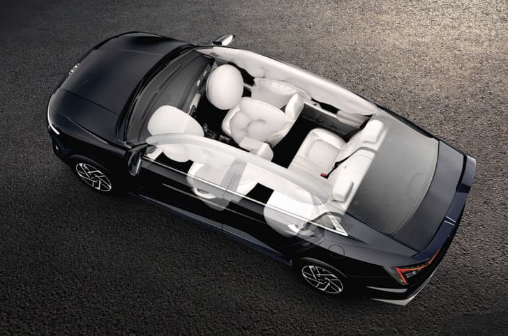 Hyundai Verna facelift airbags