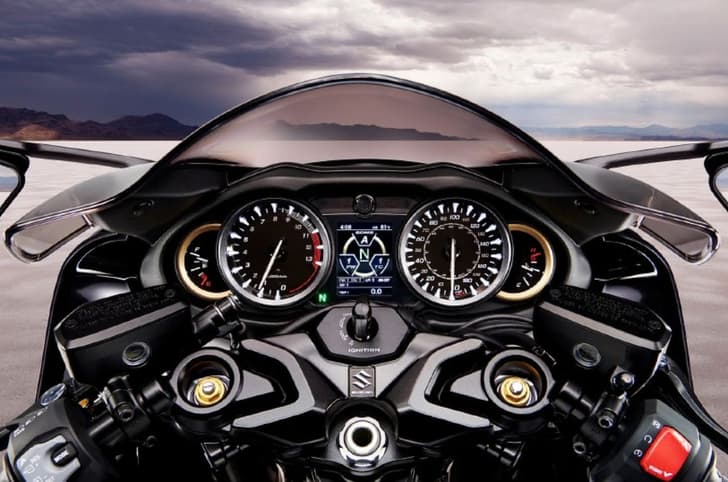 Suzuki Hayabusa instrument cluster