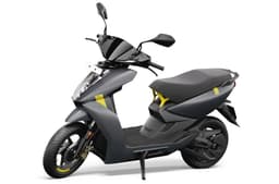 Ather 450X front three quarter Space Grey