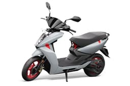 Ather 450X front three quarter Lunar Grey