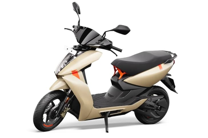 Ather 450X front three quarter Hyper Sand