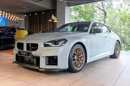 BMW M2 CS front quarter 