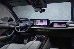 New Audi A6L interior