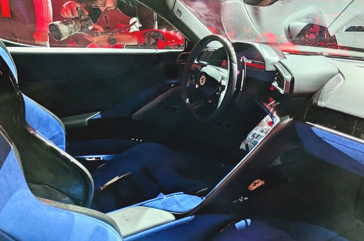 Ferrari 849 Testarossa interior