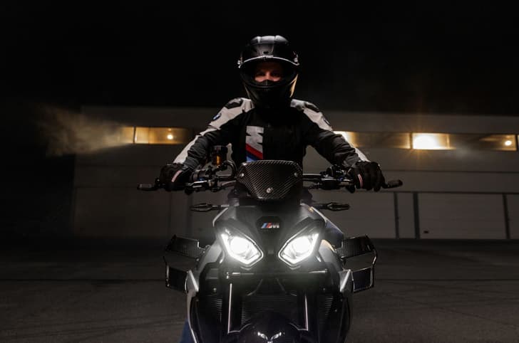 BMW M 1000 R headlight real-life shot