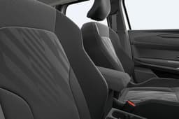 2026 Renault Duster Authentic variant front seats