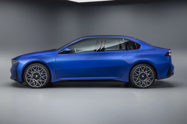 2026 bmw i3 in studio