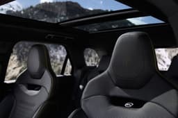Range Rover SV Winter Dusk seats