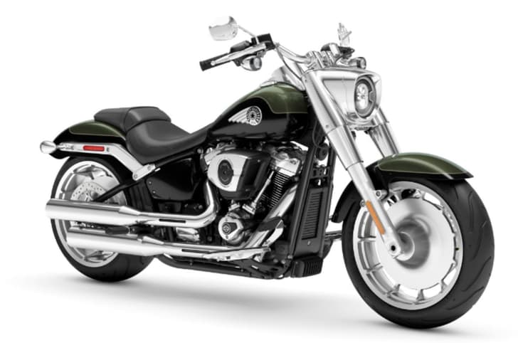 Harley Davidson Fatboy 117 front three quarter