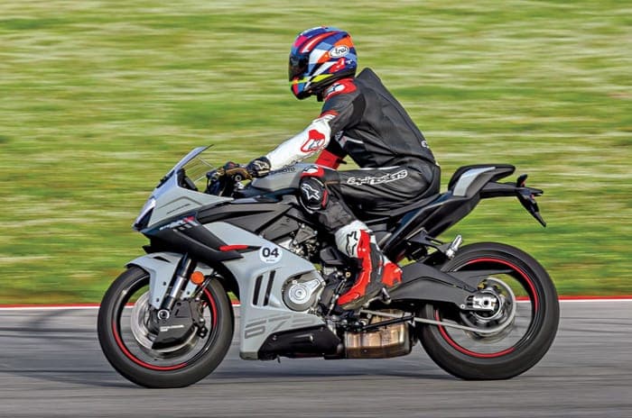 CFMoto 675SR-R image gallery