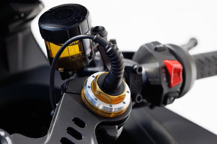 Aprilia RSV4 1100 Factory