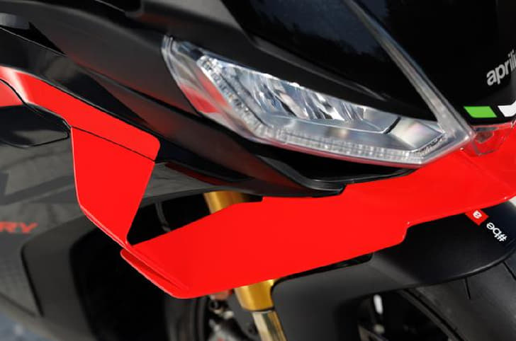 Aprilia RSV4 1100 Factory