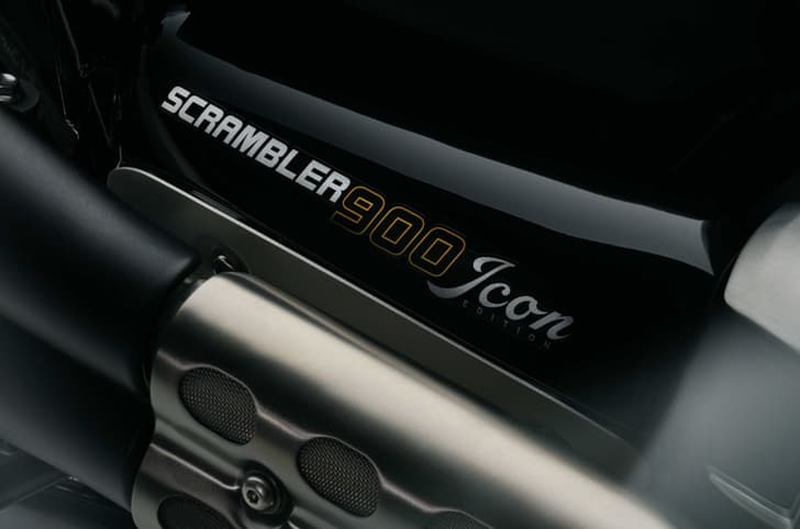 Triumph Scrambler 900 Icon Edition logo design