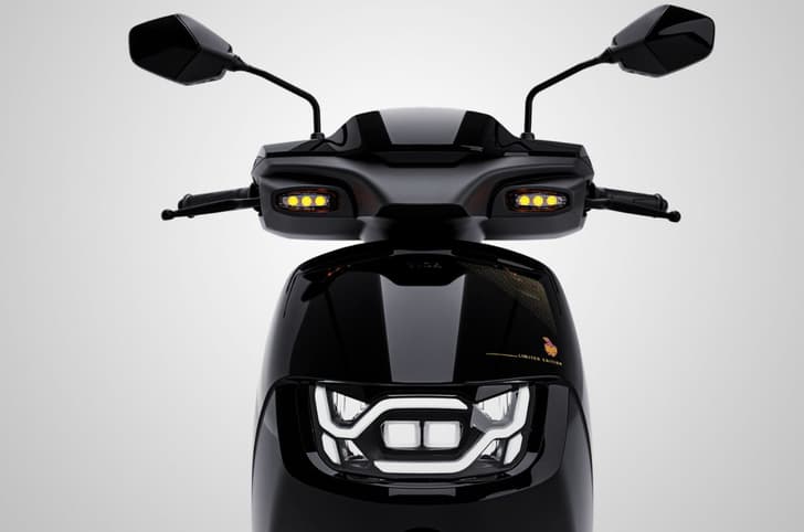 Vida VX2 KKR Limited Edition front fascia shot