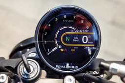 Royal Enfield Guerrilla 450 Apex