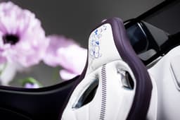 Bugatti W16 Mistral 'Caroline' seats