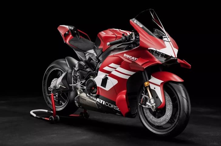 Ducati Superleggera V4 Centenario right front three quarter image