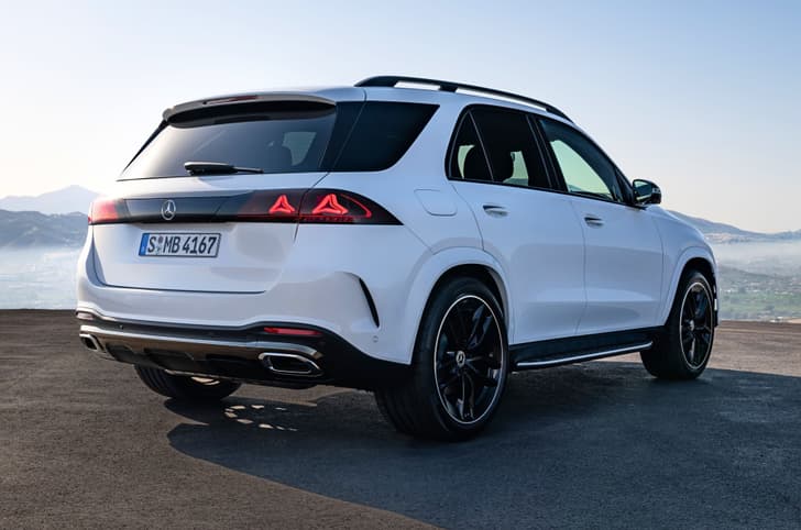 Mercedes-Benz GLE SUV facelift rear design