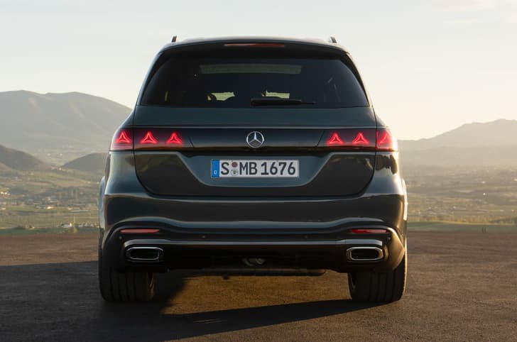 2026 Mercedes-Benz GLS facelift rear