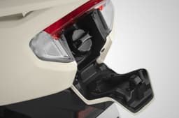 Suzuki Burgman Street rear fuel cap image 