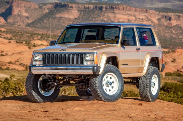 Jeep XJ Pioneer concept front quarter static