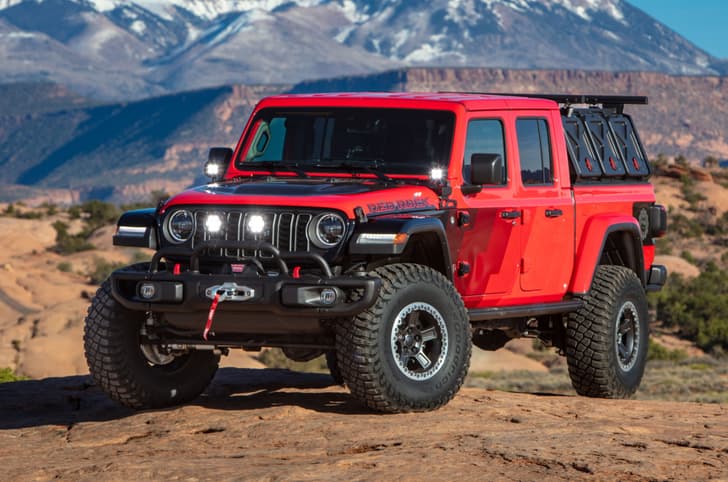 Jeep Gladiator Red Rock concept front quarter static
