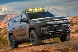 Grand Wagoneer commander concept front quarte static