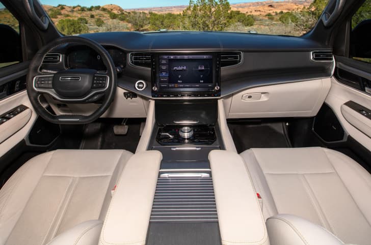 Grand Wagoneer commander concept interior