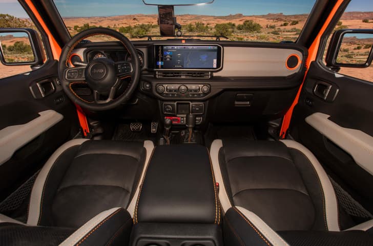Jeep Wrangler Buzzcut concept interior