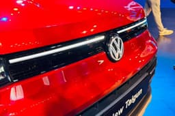 Volkswagen Taigun facelift illuminated logo