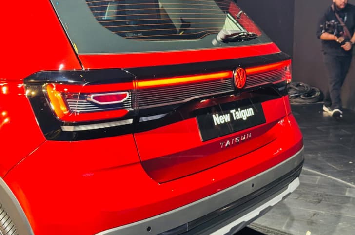 Volkswagen Taigun facelift tail-lamps