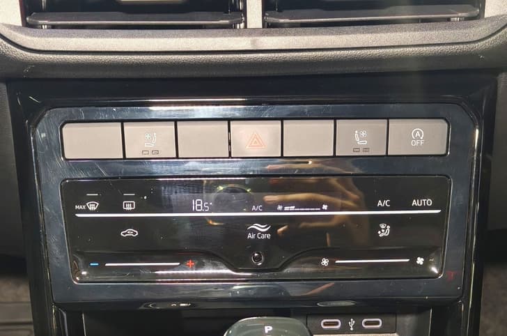 Volkswagen Taigun facelift centre console