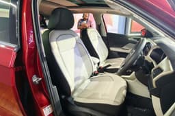 Volkswagen Taigun facelift front seats